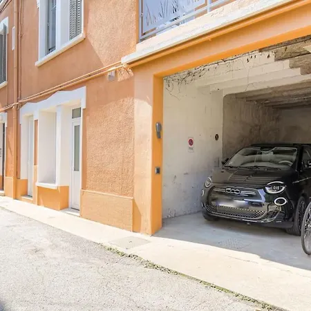 Spacieux T3 Moderne Avec Parking, Apartment *